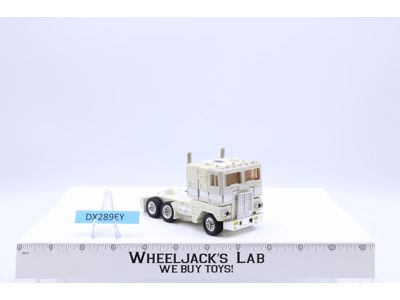 Ultra Magnus RT CAB ONLY 1986 G1 Transformers Freightliner COE Action Figure