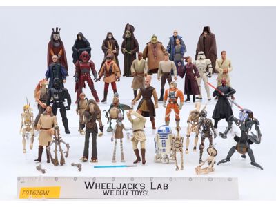 Lot of 35 Modern Star Wars 1990-2000s Hasbro Action Figures + Accessories