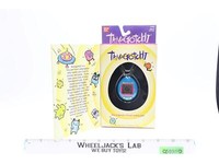 #1800 Blue & Pink Tamagotchi 1997 Bandai Virtual Reality Pet NEW SEALED