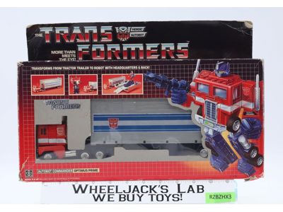 Optimus Prime W/BOX & INSERT 100% Complete 1984 Vintage G1 Transformers Figure