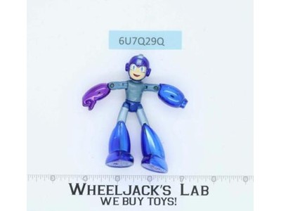 Megaman Toybiz 1999 Capcom Action Figure