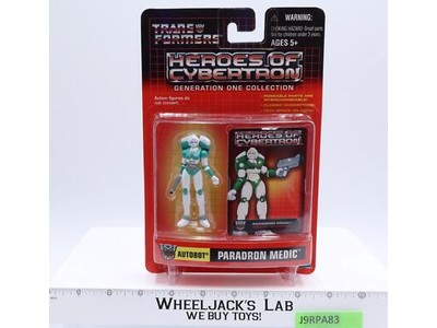 Paradron Medic Heroes of Cybertron Transformers Hasbro 2001 NEW MOSC