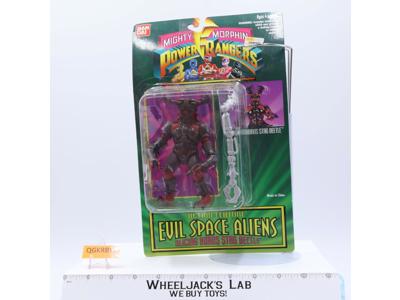 Slicing Horns Stag Beetle Evil Space Aliens Mighty Morphin Power Rangers 1994