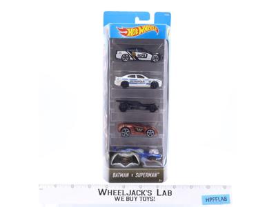 Batman vs Superman 5 Pack Hot Wheels 2015 Mattel NEW SEALED