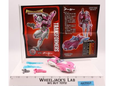 LG-10 Arcee 100% Complete Transformers Legends 30 Years 2015 Tomy Takara Figures