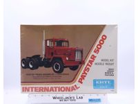 #8031 International Paystar 5000 ERTL 1:25 Model Kit NEW SEALED
