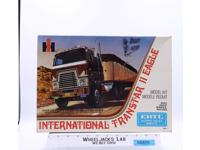 #8017 International Transtar II Eagle ERTL 1:25 Model Kit NEW