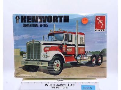 #6640 Kenworth Conventional W-925 AMT ERTL 1:25 Scale Model Kit SEALED