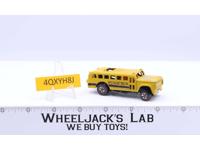 The Heavyweights S'Cool Bus Yellow Enamel 1971 Hot Wheels Mattel Vintage RL