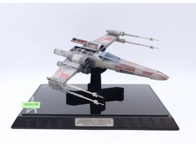 Luke Skywalker's X-Wing Starfighter Signature Edition Code 3 Die-Cast Replica
