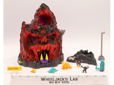Skull Mountain Mighty Max 1992 Bluebird Toys Action Figure Playset