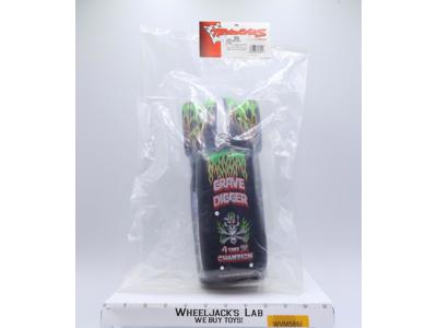 #7280 Grave Digger Body Monster Jam 30th Anniversary 1/16th Traxxas NEW SEALED