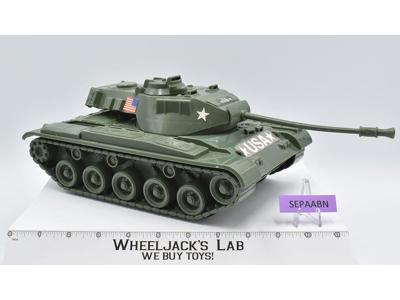 Green Army Tank Processed Plastic Co. Tank 7520 Vintage