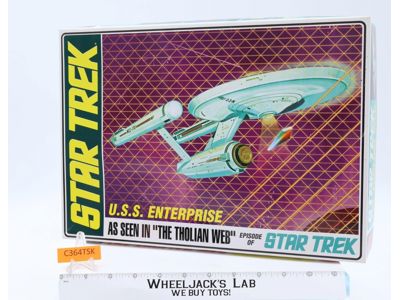 U.S.S. Enterprise Model Kit NCC-1701 Star Trek The Tholian Web 2011 AMT NEW MIB