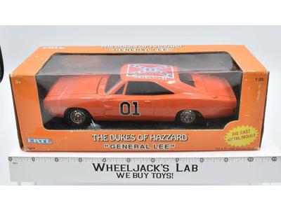 Dukes Of Hazzard General Lee Ertl MIB 1998