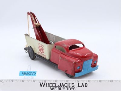 Official Service Car Tow Truck Pressed Steel 1940's Wyandotte Vintage Wrecker