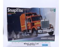 #1505 Kenworth Aerodyne SnapTite 1991 Monogram 1:25 Scale Model Kit NEW SEALED