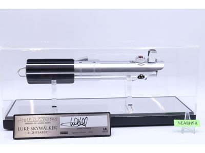 Luke Skywalker Lightsaber AUTOGRAPHED Star Wars ANH 2006 Master Replicas SW-148S