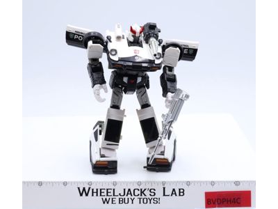 MP-17 Prowl Transformers Masterpiece AUTHENTIC Takara Action Figure