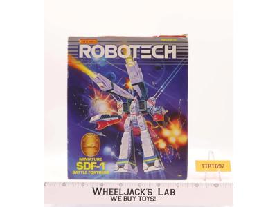 SDF-1 Miniature Battle Fortress Robotech 1985 Matchbox Macross Action Figure