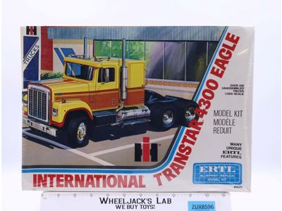 #8025 International Transtar 4300 Eagle ERTL 1:25 Model Kit NEW SEALED