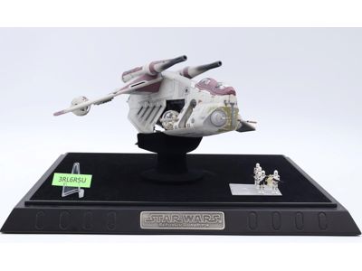 Republic Gunship Star Wars Episode II 2004 Code 3 Die-Cast Model Replica