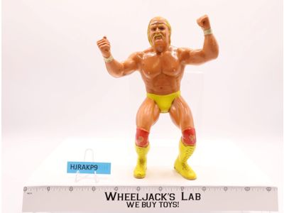 Hulk Hogan 1984 WWF LJN Titan Sports 8" Vintage Wrestling Action Figure