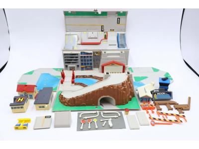 Super City Toolbox Micro Machines 1988 Galoob Carry Playset Case
