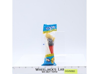 Wonder Woman Pez Candy & Dispenser W/Feet DC Comics MISP