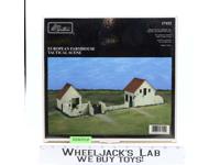 #17152 Britain European Farmhouse Tactical Scene 2000 ERTL NEW MIB