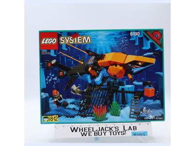 #6190 Shark's Crystal Cave Aquasharks 1996 Lego NEW SEALED