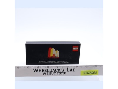 LEGO Masters Exclusive Gold Metal Keychain W/ Original Box SDCC 2023