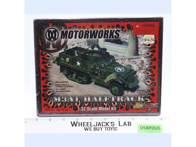 M3A1 Halftrack Motorworks Ultimate Soldier 1:32 Model Kit NEW SEALED