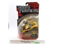 Bumblebee Deluxe Class Transformers Movie 2007 Hasbro Action Figure NEW SEALED