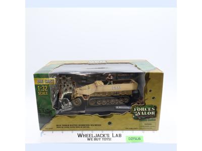 German Sd. Kfz. 251/1 Hanomag 1/32 Scale Forces of Valor Unimax NEW SEALED