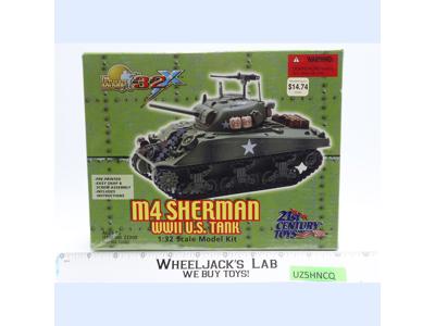 M4 Sherman Tank WWIII U.S. Tank Ultimate Soldier 1:32 Model Kit NEW SEALED