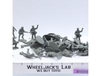 Lot of 29 Gray German Infantrymen WWII 1/32 Scale Toy Soldiers Figures