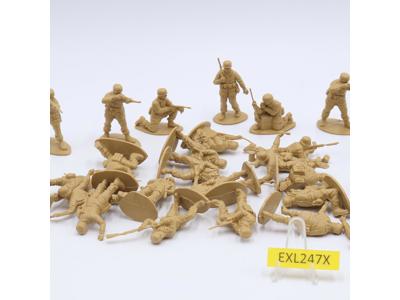 Lot of 60 NEW Tan German Infantrymen WWII 1/32 Scale CTS Toy Soldiers Figures