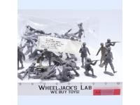 Lot of 31 Gray German Infantrymen WWII 1/32 Scale MARX CTS Toy Soldiers Figures