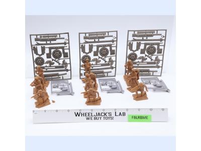Lot of WWII US Infantrymen & Howitzer Kits 54mm Plastic Toy Soldiers CTS NEW