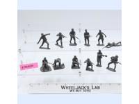 Lot of 12 German Infantrymen WWII 1/32 Scale CTS Toy Soldiers Figures Men