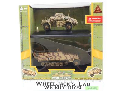 SDKFZ. 251/1 AUSF. D Hanomag & SDKFZ. 222 Panzerspahwagen Ultimate Soldier NEW