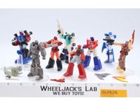 Lot of 8 Heroes of Cybertron Transformers Hasbro 2001 Action Figures