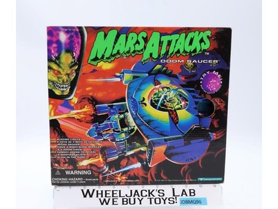 Doom Saucer Mars Attacks 1996 Trendmasters Action Figure Vehicle NEW MISB