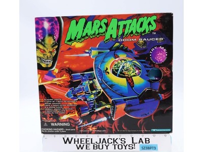 Doom Saucer Mars Attacks 1996 Trendmasters Action Figure Vehicle NEW MISB
