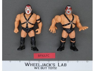 Demolition Ax & Smash 1990 WWF Wrestling Hasbro Vintage Action Figures