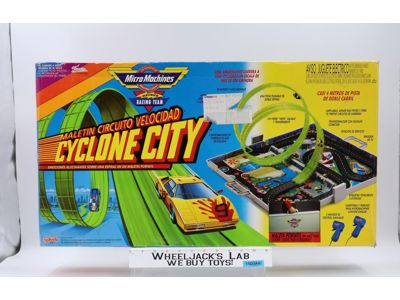 #6814 Cyclone City Race in a Case Micro Machines 1990 Galoob