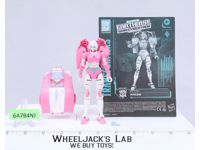 Arcee 100% Complete Transformers Earthrise WFC 2020 Hasbro Action Figure