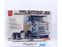 #PK-6133 GMC Astro 95 Matchbox AMT 1:25 Scale Model Kit NEW SEALED
