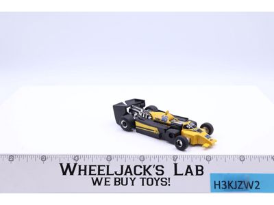 Slicks MR-32 100% Complete Go-Bots Gobots 1985 Vintage Bandai Action Figure